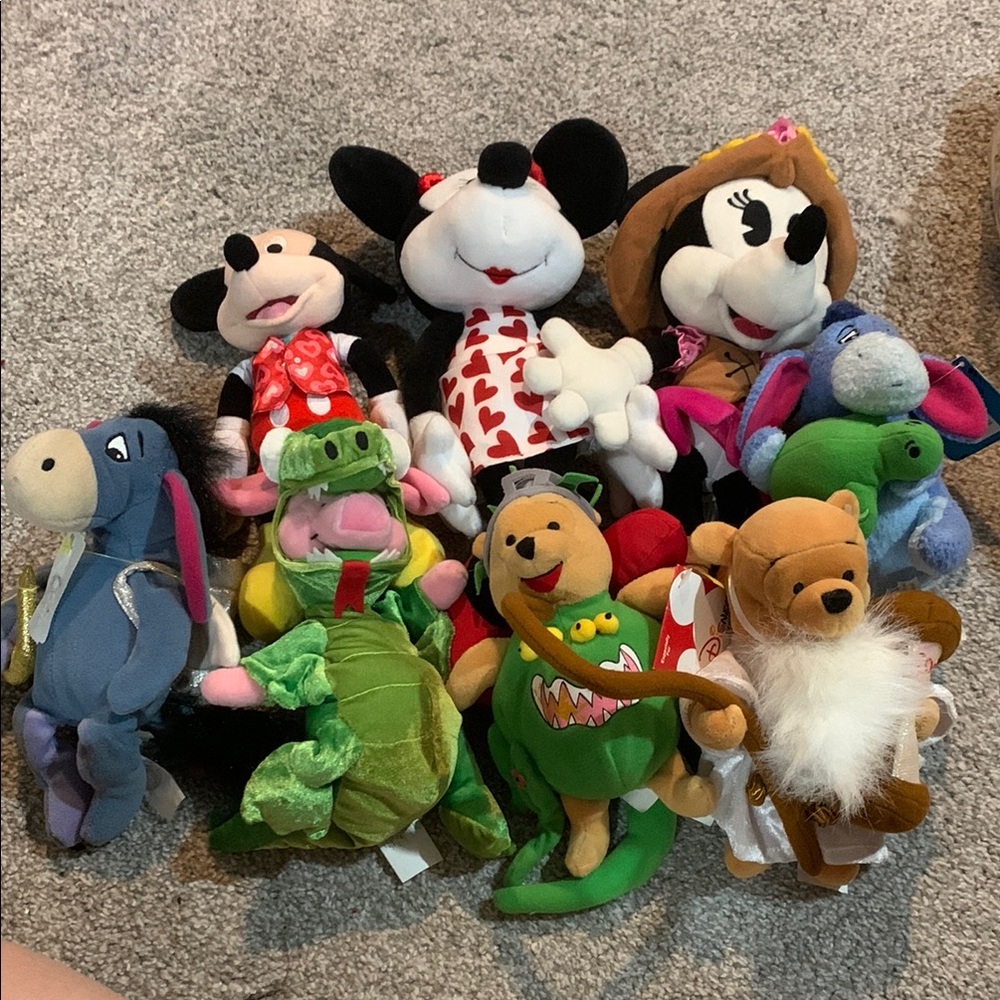 Disney Stuffed Animals Collection NWT/ NWOT